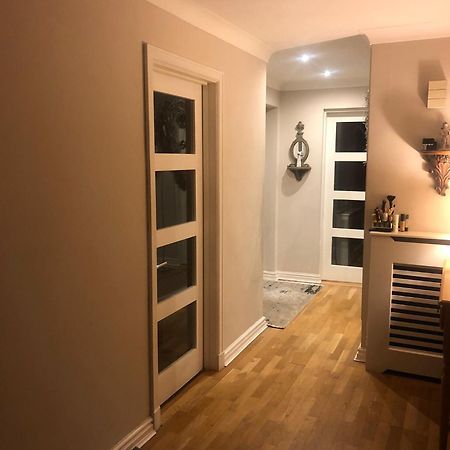 Wilmslow Airbnb Exterior photo